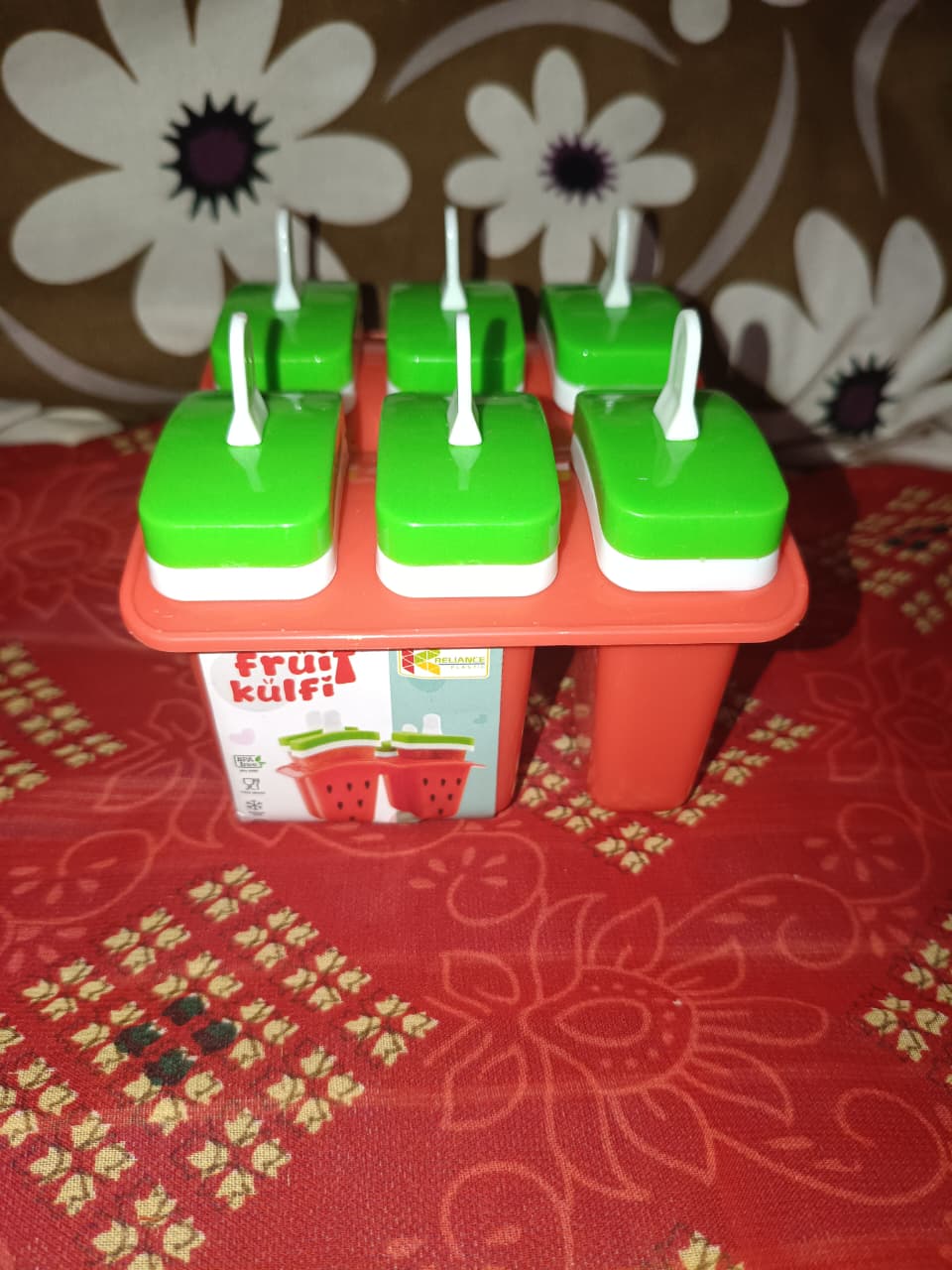 6 slot ice cream try