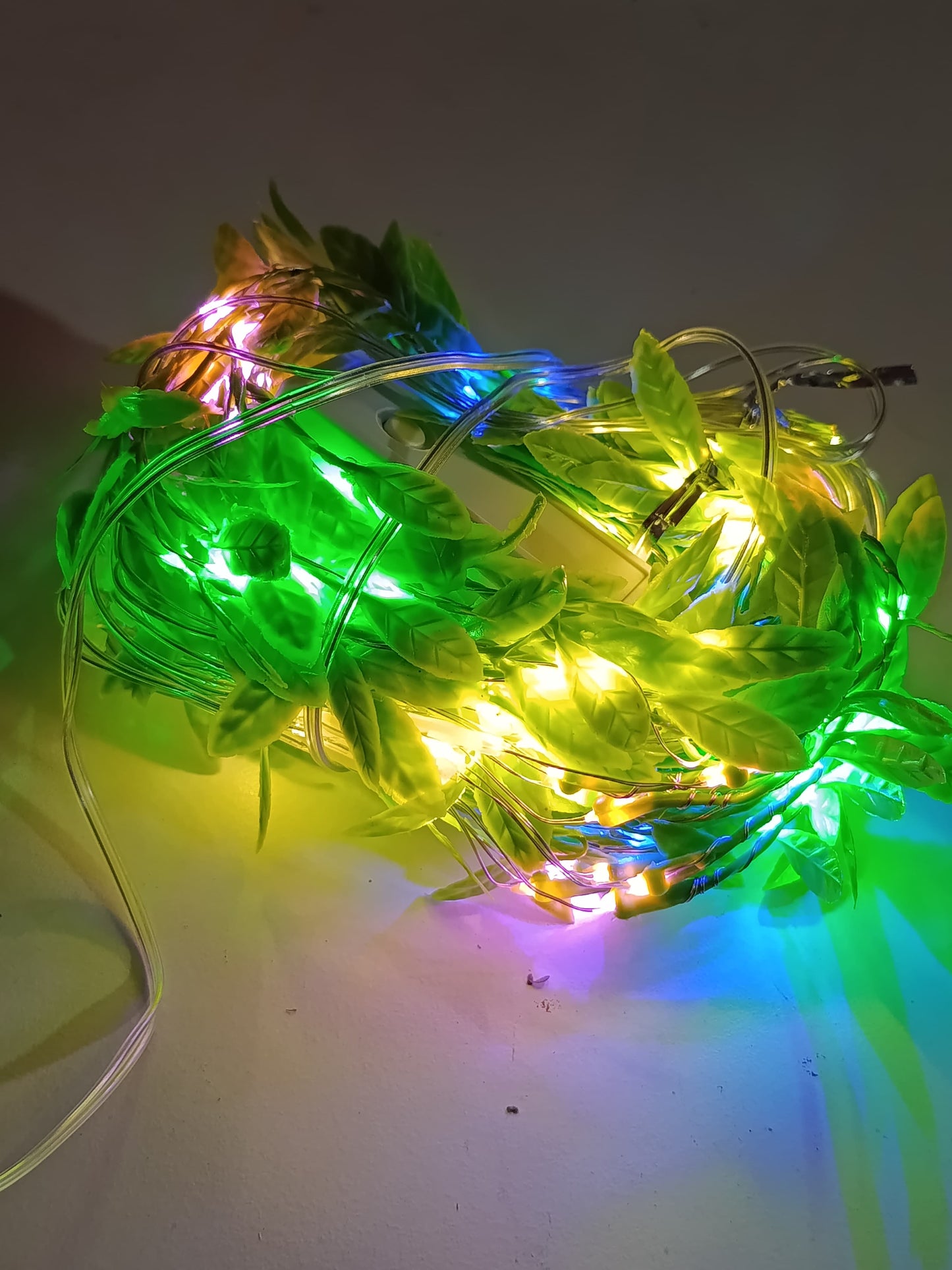 tunning LEAF CURTAIN LIGHT MULTI LED
